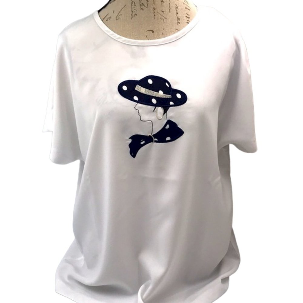 Silver Thread Tunic Lady On White Top Size L